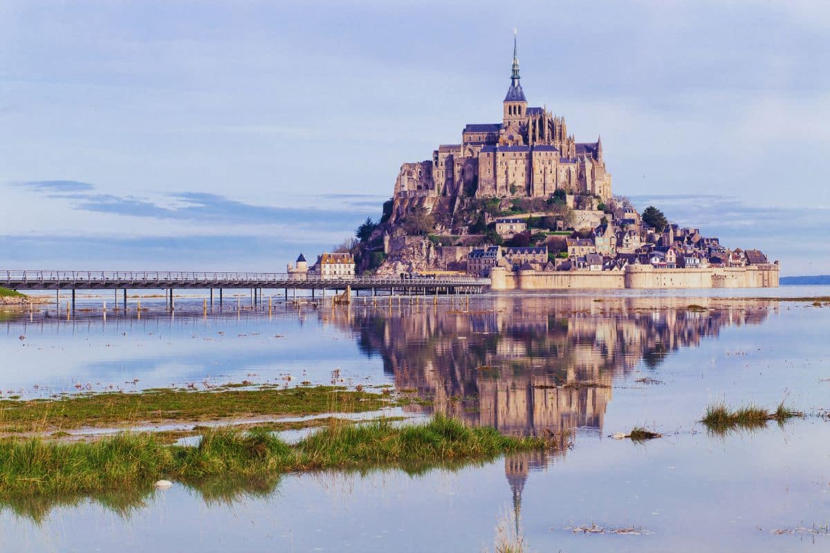 une-vue-imprenable-sur-le-mont-saint-michel-un-guide-pour-une-visite-optimale