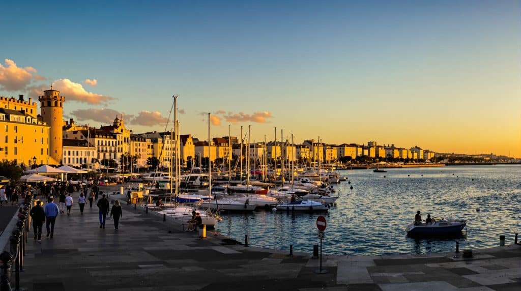 Quartiers sensibles à éviter à La Rochelle en 2025 pour vivre sereinement
